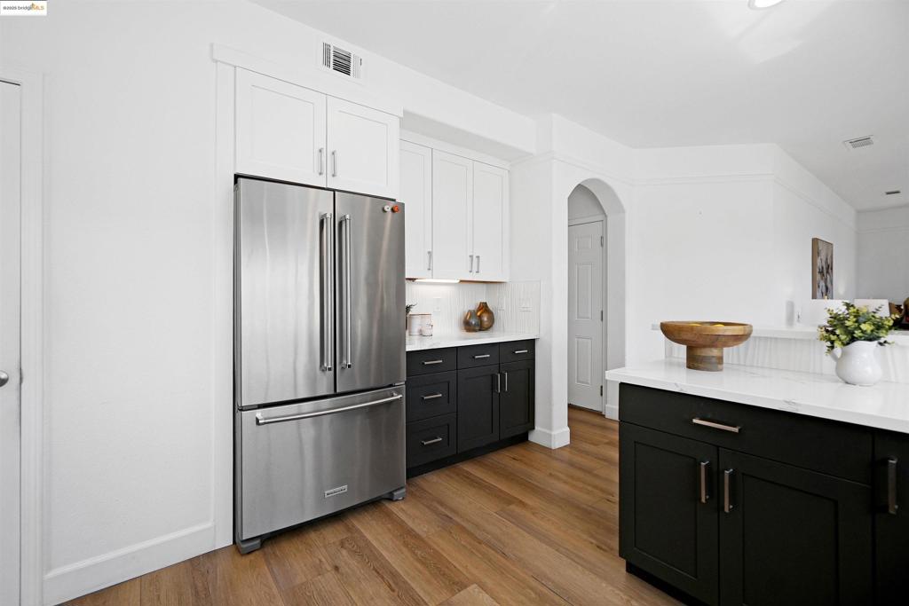 GLEN COVE - Residential