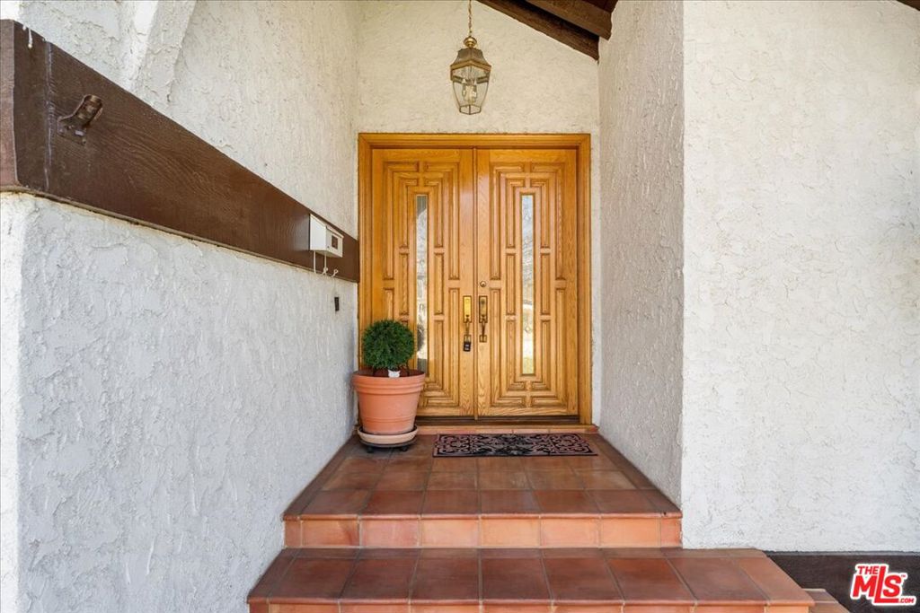 17456 Hiawatha Street