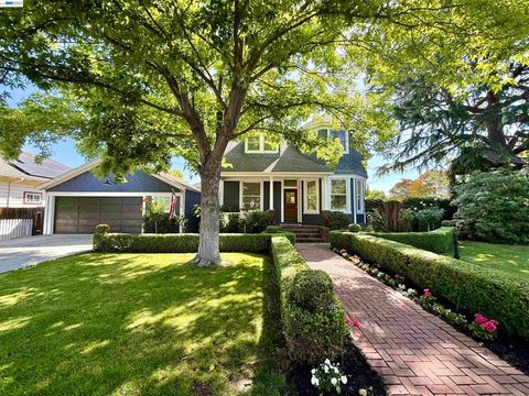 Photo of 580 S L St St, Livermore, CA 94550 (MLS # 41132730)