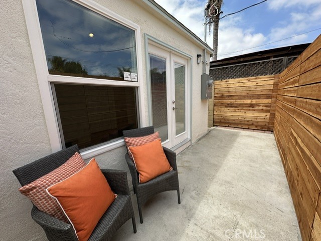 489 W Hill Street 2