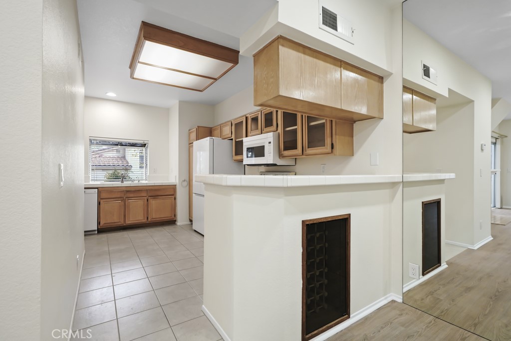 Shadow Ridge (A) (833) - Residential Lease