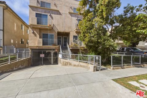 Photo of 3637 Dunn Drive #104, Los Angeles, CA 90034 (MLS # 26671143)