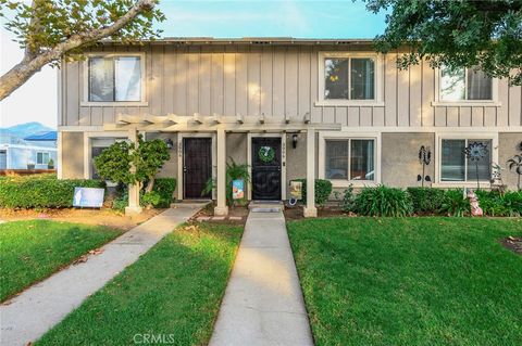Photo of 3906 Bixby Dr, La Verne, CA 91750 (MLS # CV26012282)