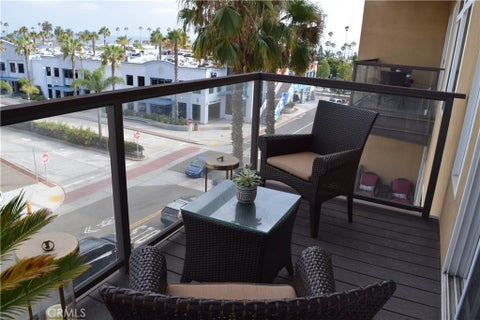 Tiny photo for 301 Mission Avenue #409, Oceanside, CA 92054 (MLS # SW26158691)