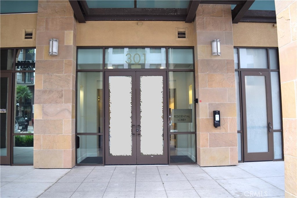 301 Mission Avenue