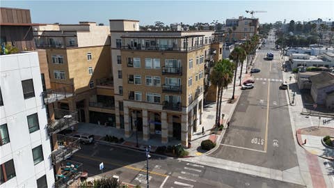Tiny photo for 301 Mission Avenue #409, Oceanside, CA 92054 (MLS # SW26158691)