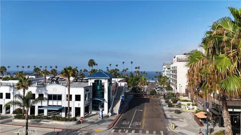Tiny photo for 301 Mission Avenue #409, Oceanside, CA 92054 (MLS # SW26158691)