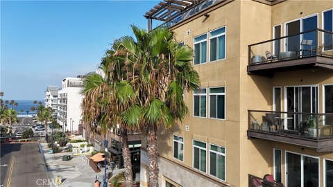 Tiny photo for 301 Mission Avenue #409, Oceanside, CA 92054 (MLS # SW26158691)
