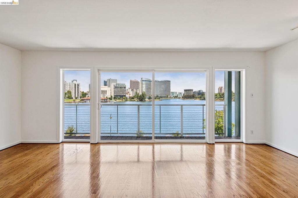 1410 Lakeshore Ave AVE