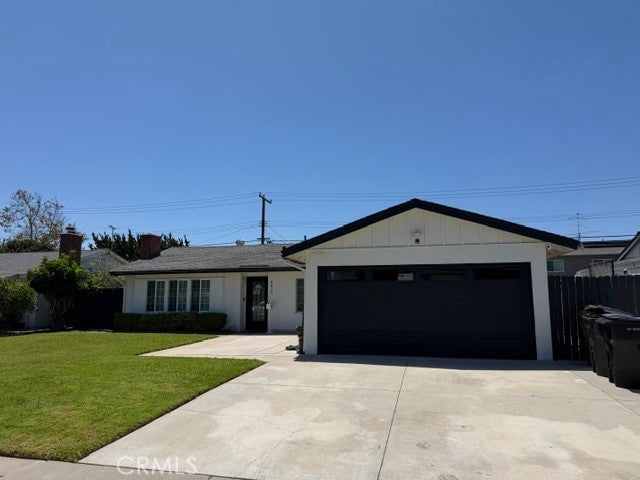 6812 Chapman