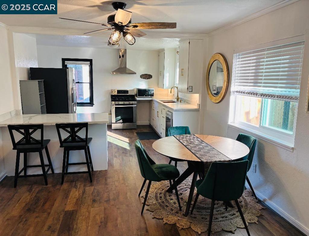 VINE HILL - Residential