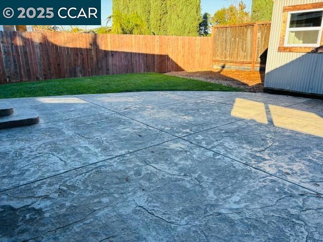 VINE HILL - Residential