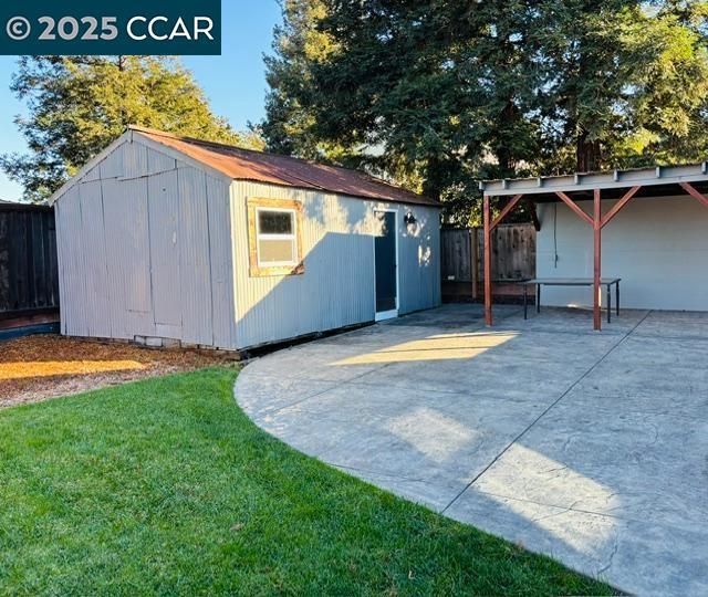 VINE HILL - Residential