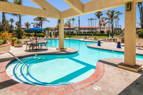Tiny photo for 2226 Martinique Lane, Oxnard, CA 93035 (MLS # V1-38245)