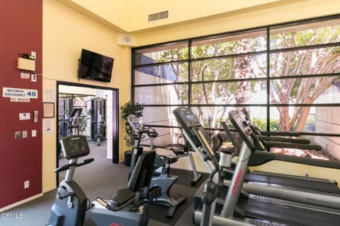 Tiny photo for 2226 Martinique Lane, Oxnard, CA 93035 (MLS # V1-38245)