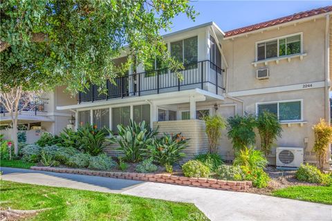 2244 Via Puerta,Unit P Laguna Woods CA 92637