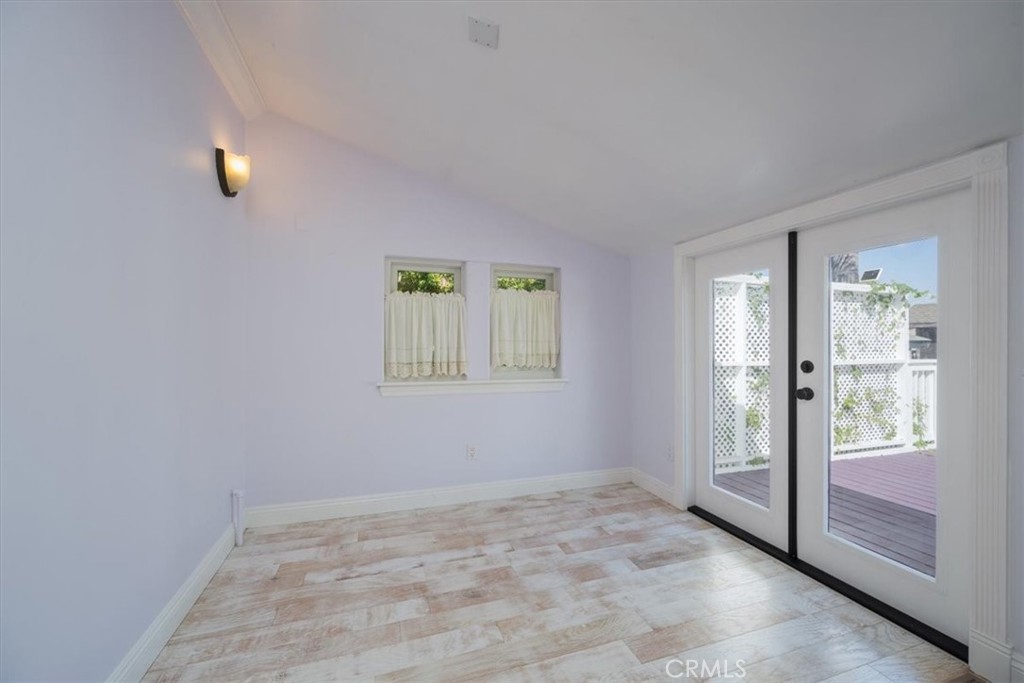 East of 101(500) - Residential