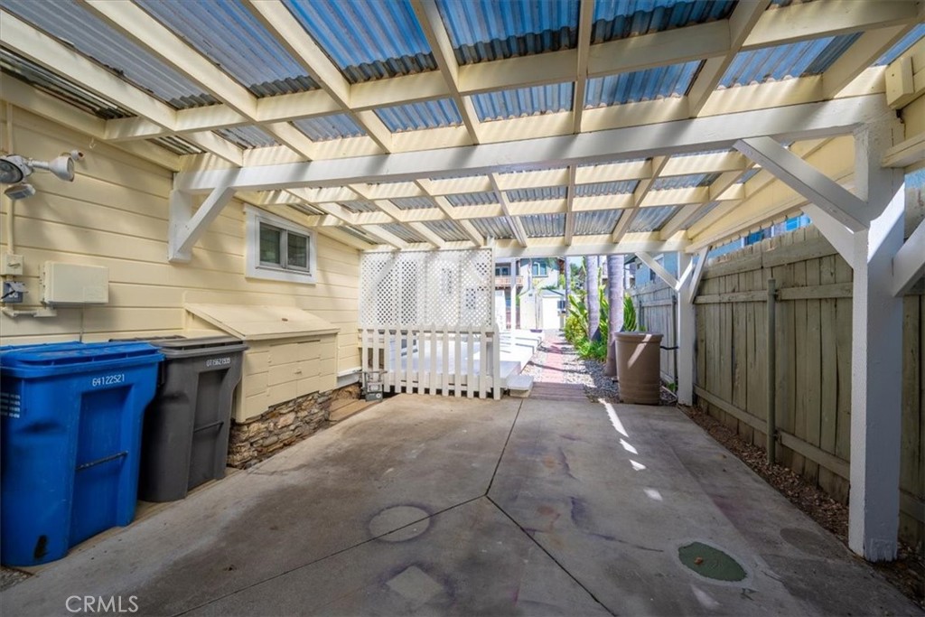 East of 101(500) - Residential