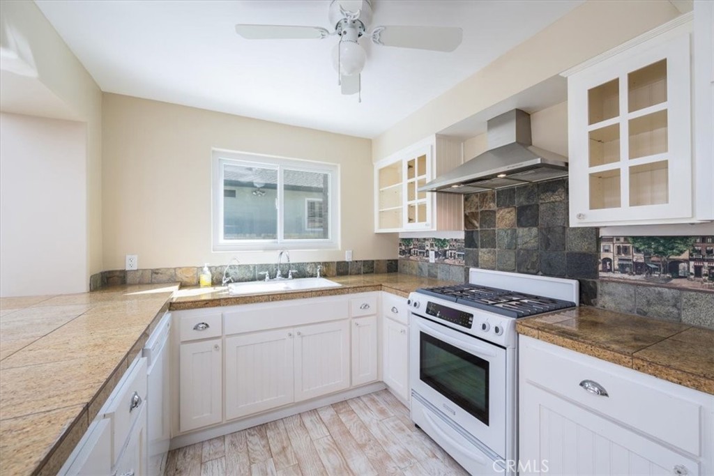 East of 101(500) - Residential