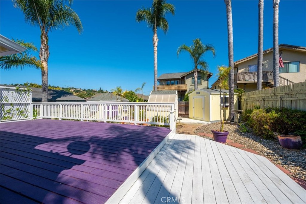 East of 101(500) - Residential