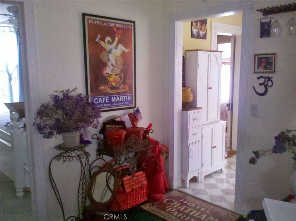 East of 101(500) - Residential