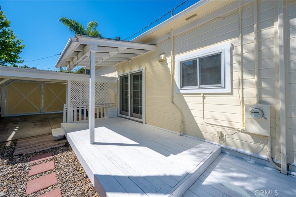 East of 101(500) - Residential