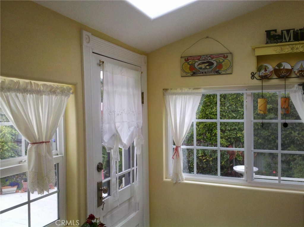 East of 101(500) - Residential