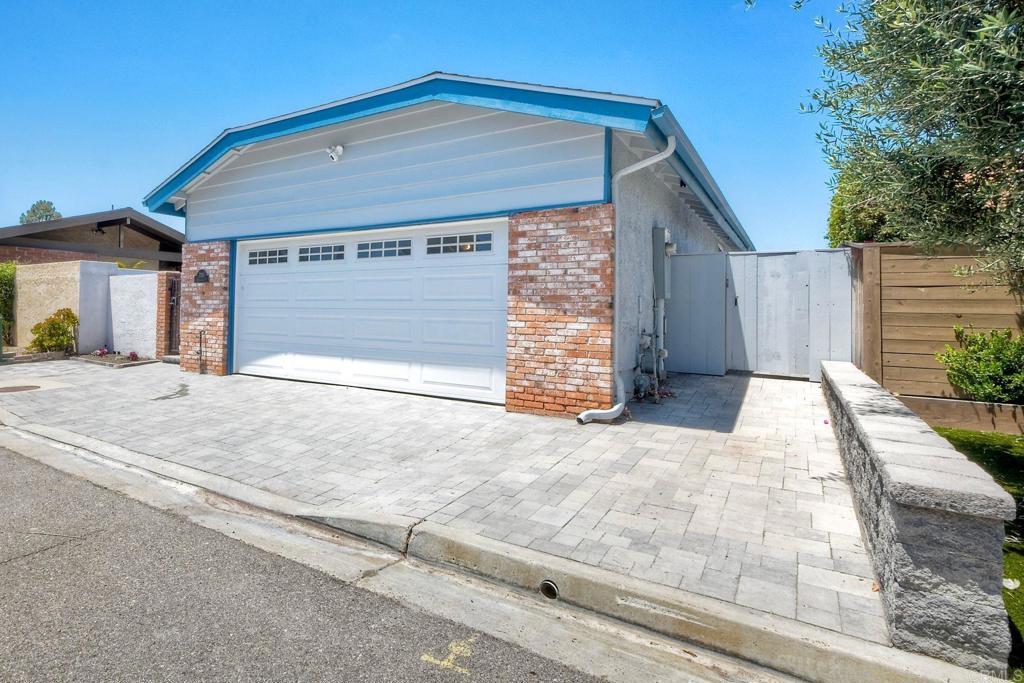 7593 Dehesa Court