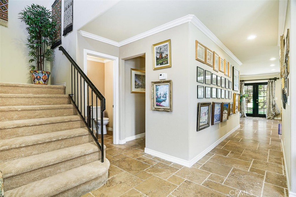 1718 Tecalote Drive 9