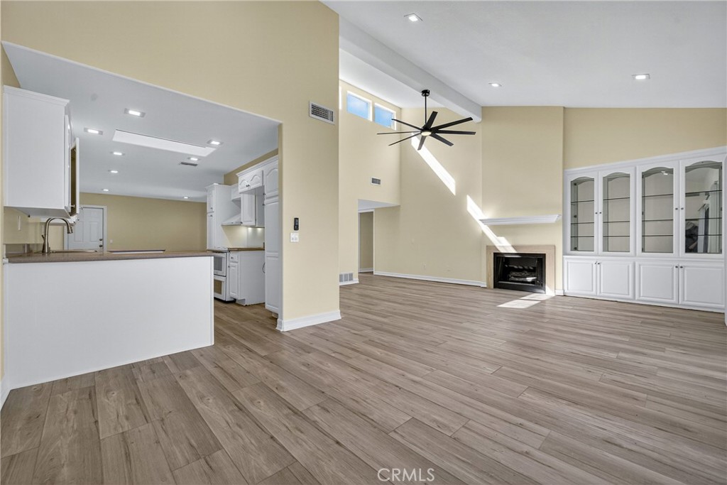 Unknown (999) - Residential Lease