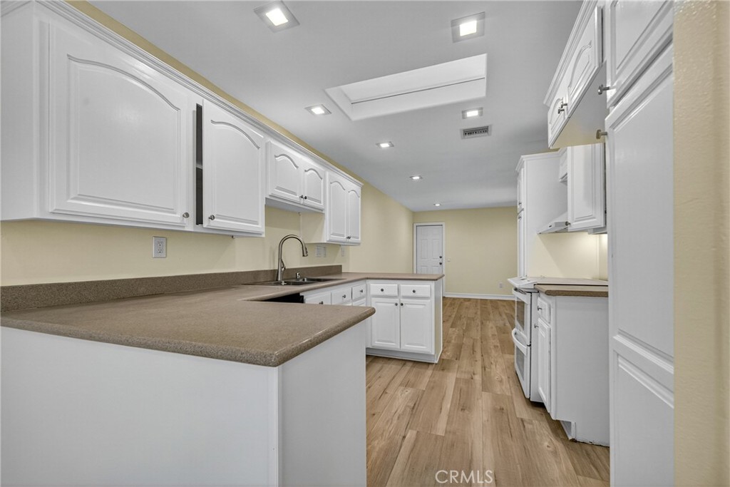 Unknown (999) - Residential Lease