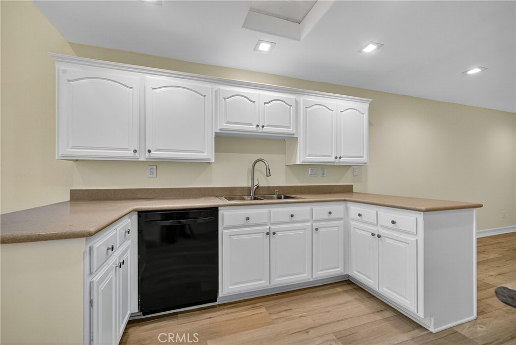 Unknown (999) - Residential Lease