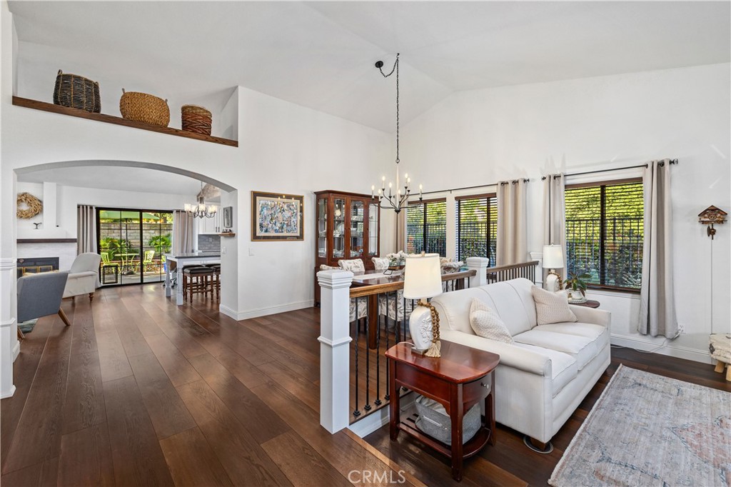 La Verne, California, 91750, United States, 4 Bedrooms Bedrooms, ,3 BathroomsBathrooms,Residential,Pending,2041353