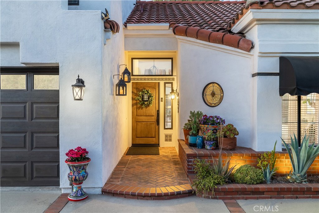 La Verne, California, 91750, United States, 4 Bedrooms Bedrooms, ,3 BathroomsBathrooms,Residential,Pending,2041353