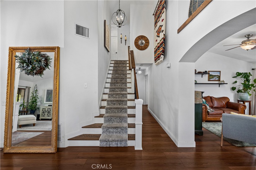 La Verne, California, 91750, United States, 4 Bedrooms Bedrooms, ,3 BathroomsBathrooms,Residential,Pending,2041353