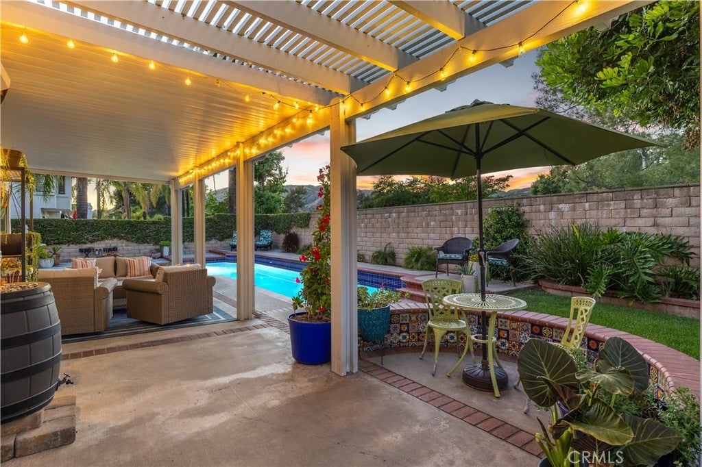 La Verne, California, 91750, United States, 4 Bedrooms Bedrooms, ,3 BathroomsBathrooms,Residential,Pending,2041353