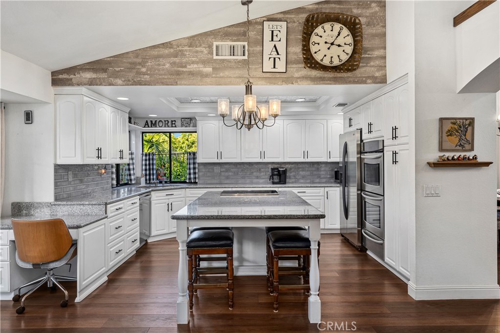 La Verne, California, 91750, United States, 4 Bedrooms Bedrooms, ,3 BathroomsBathrooms,Residential,Pending,2041353
