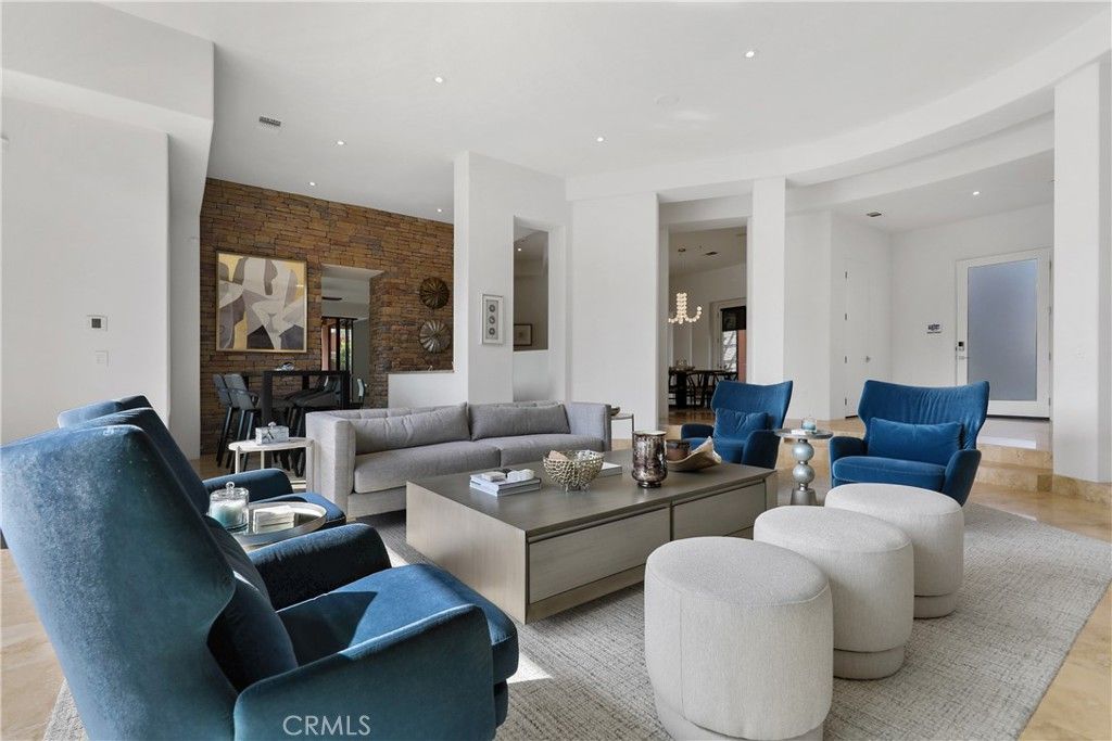 Photo of 50070 Via De Moda, La Quinta, CA 92253 (MLS # SB25245687)