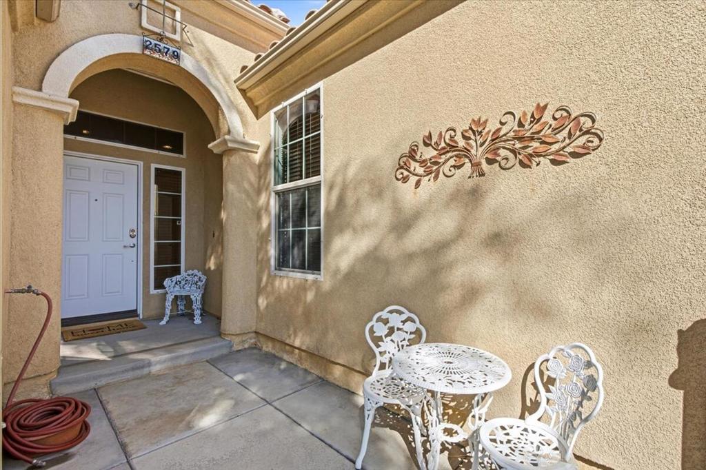 2579 Savanna Way