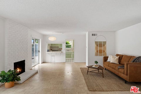 Photo of 22736 Cantlay Street, West Hills, CA 91307 (MLS # 26665891)
