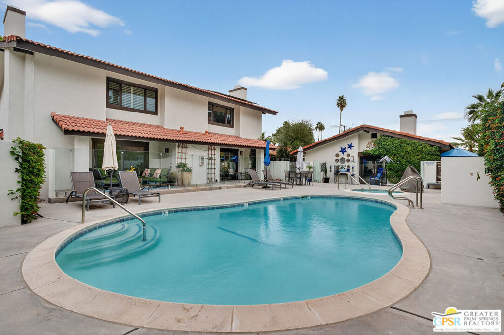 Tennis Club - Residential