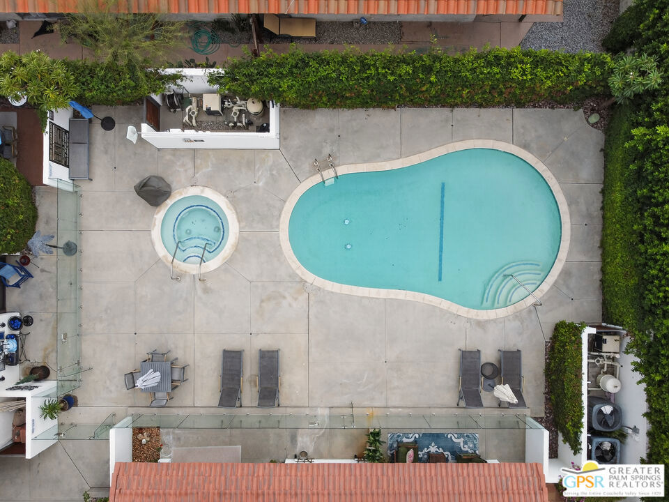 Tennis Club - Residential