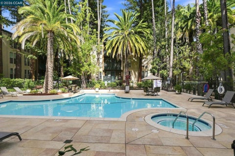 Photo of 1236 Walker Ave AVE #306, Walnut Creek, CA 94596 (MLS # 41147576)