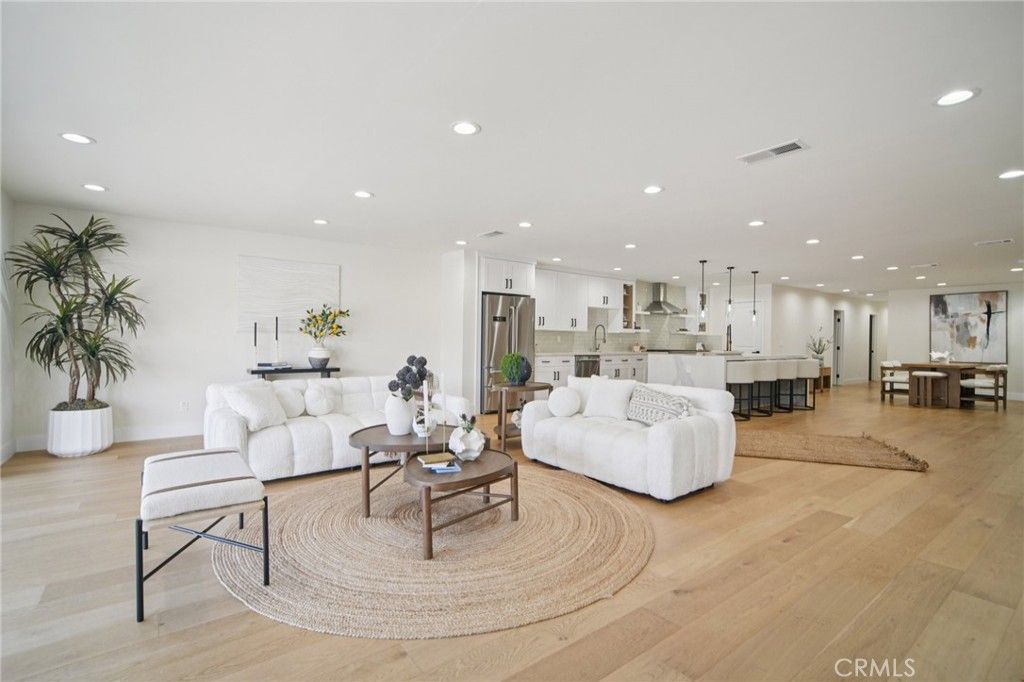 Photo of 21922 Erie Ln, Lake Forest, CA 92630 (MLS # OC26010233)