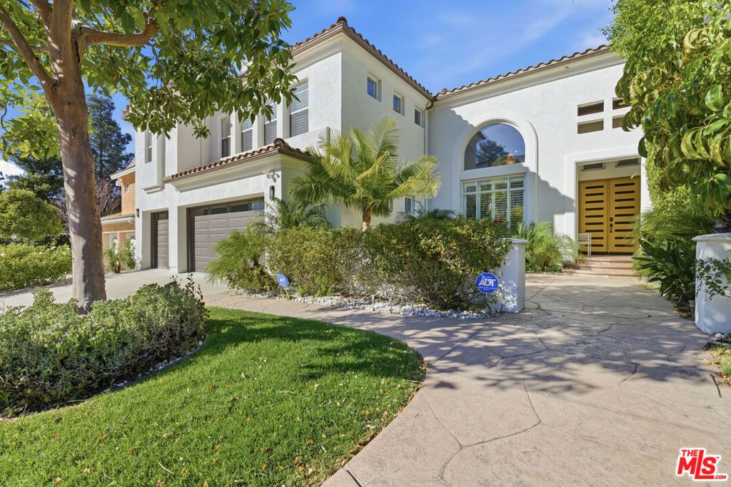 Photo of 7365 Westcliff Drive, West Hills, CA 91307 (MLS # 26667463)