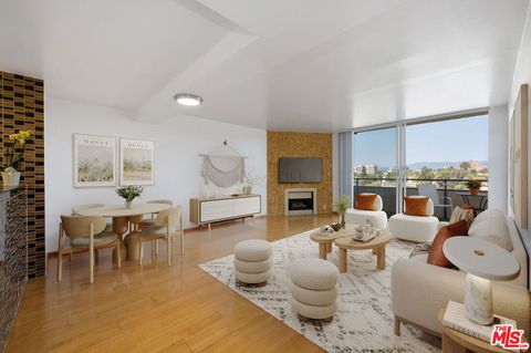 Photo of 10535 Wilshire Boulevard #1210, Los Angeles, CA 90024 (MLS # 26671109)