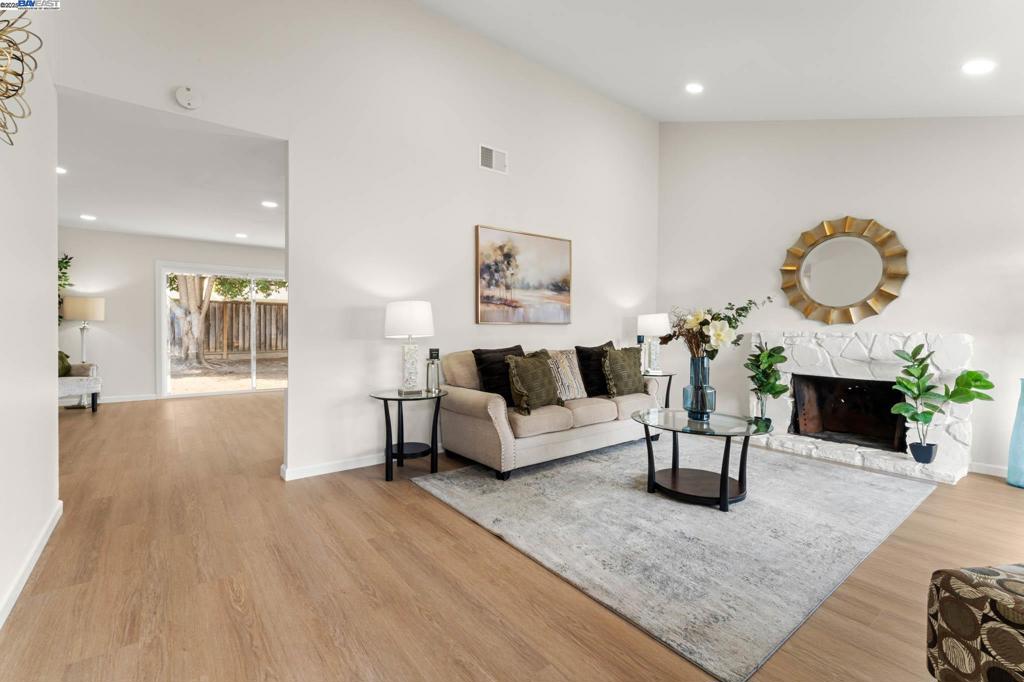 BROOKVALE - Residential