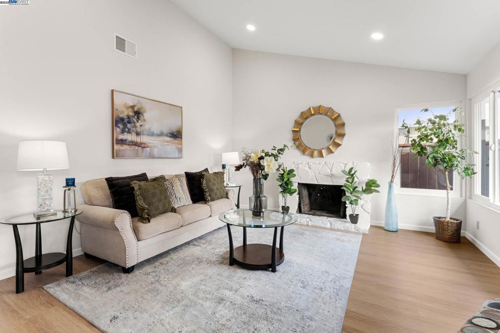 BROOKVALE - Residential