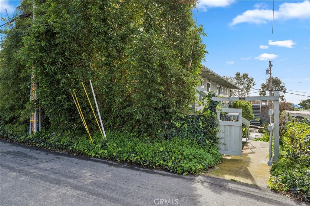 Photo of 525 Catalina #H, Laguna Beach, CA 92651 (MLS # LG26032466)