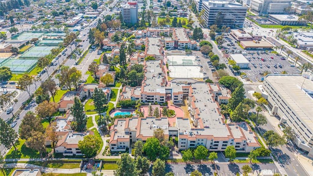 Townsquare - Residential